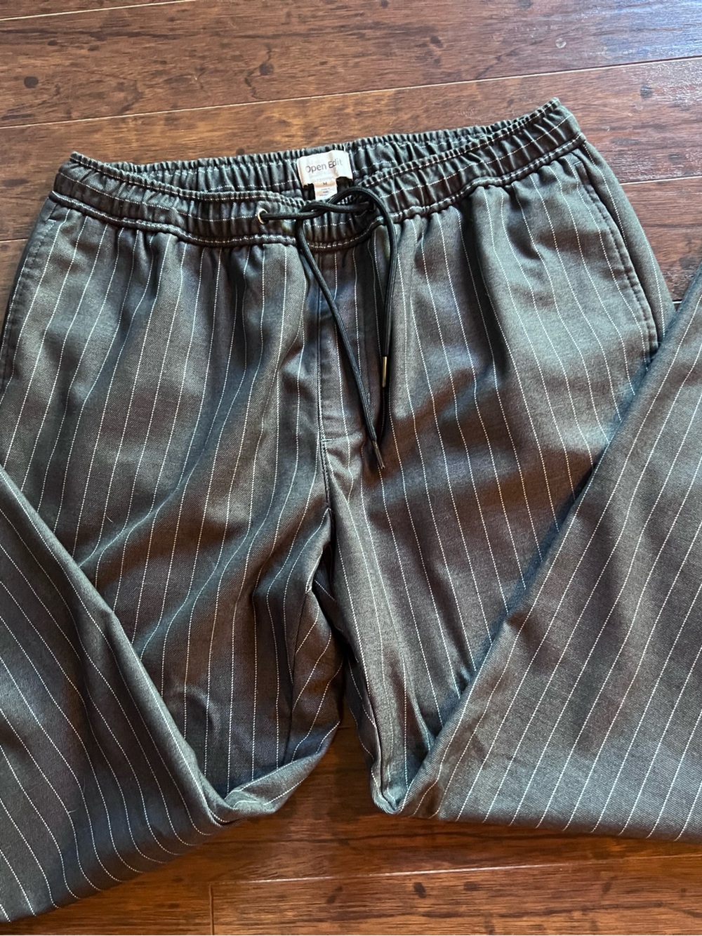 Men’s Open Edit Pinstripe Drawstring Pants - Picture 4 of 8